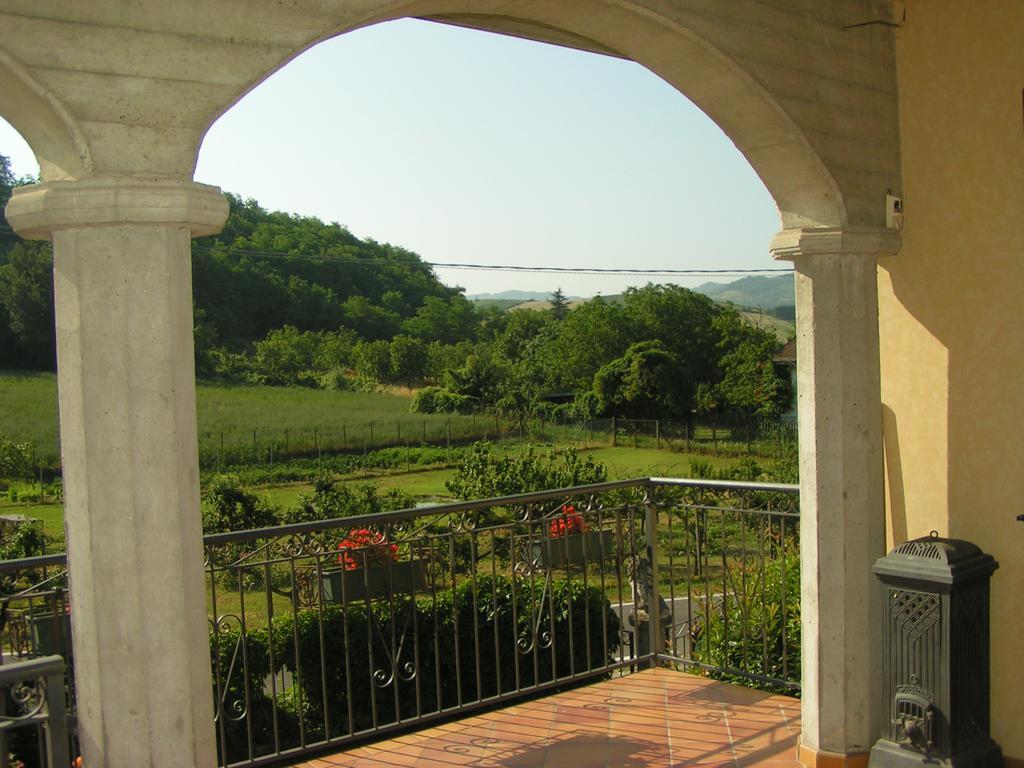 Villa Dei Romaniani Villaromagnano Eksteriør billede